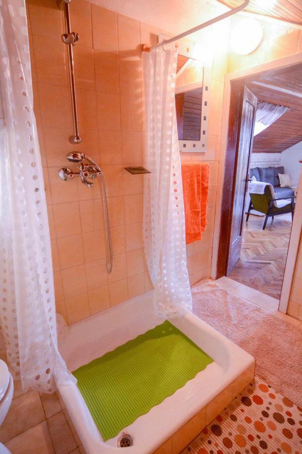 Apartments Vendi 希贝尼克 外观 照片
